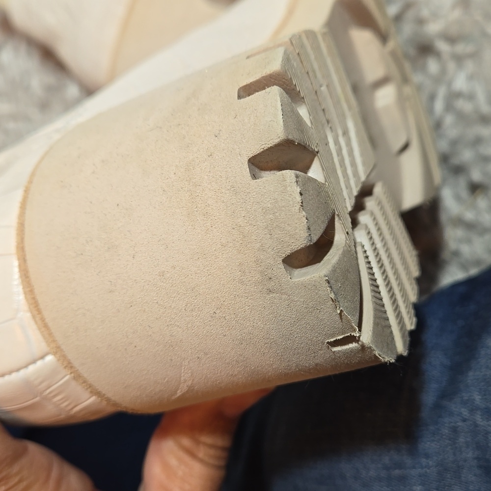 Dolce Vita Huey Boot in Ivory Crocodile Size 8.5 - Picture 10 of 10